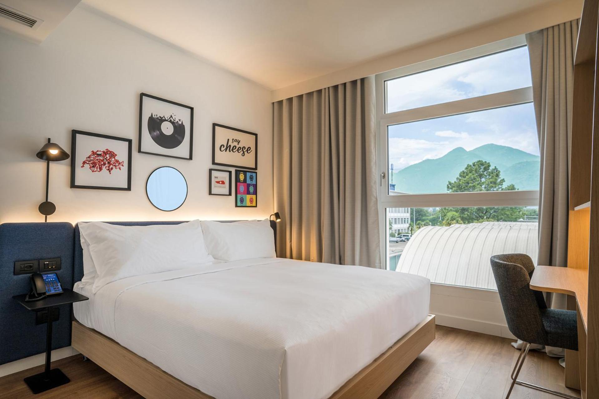Отель Hampton By Hilton Locarno Лозон Экстерьер фото